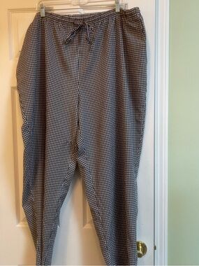 Women’s Navy & White Gingham Drawstring Pants.   (94)